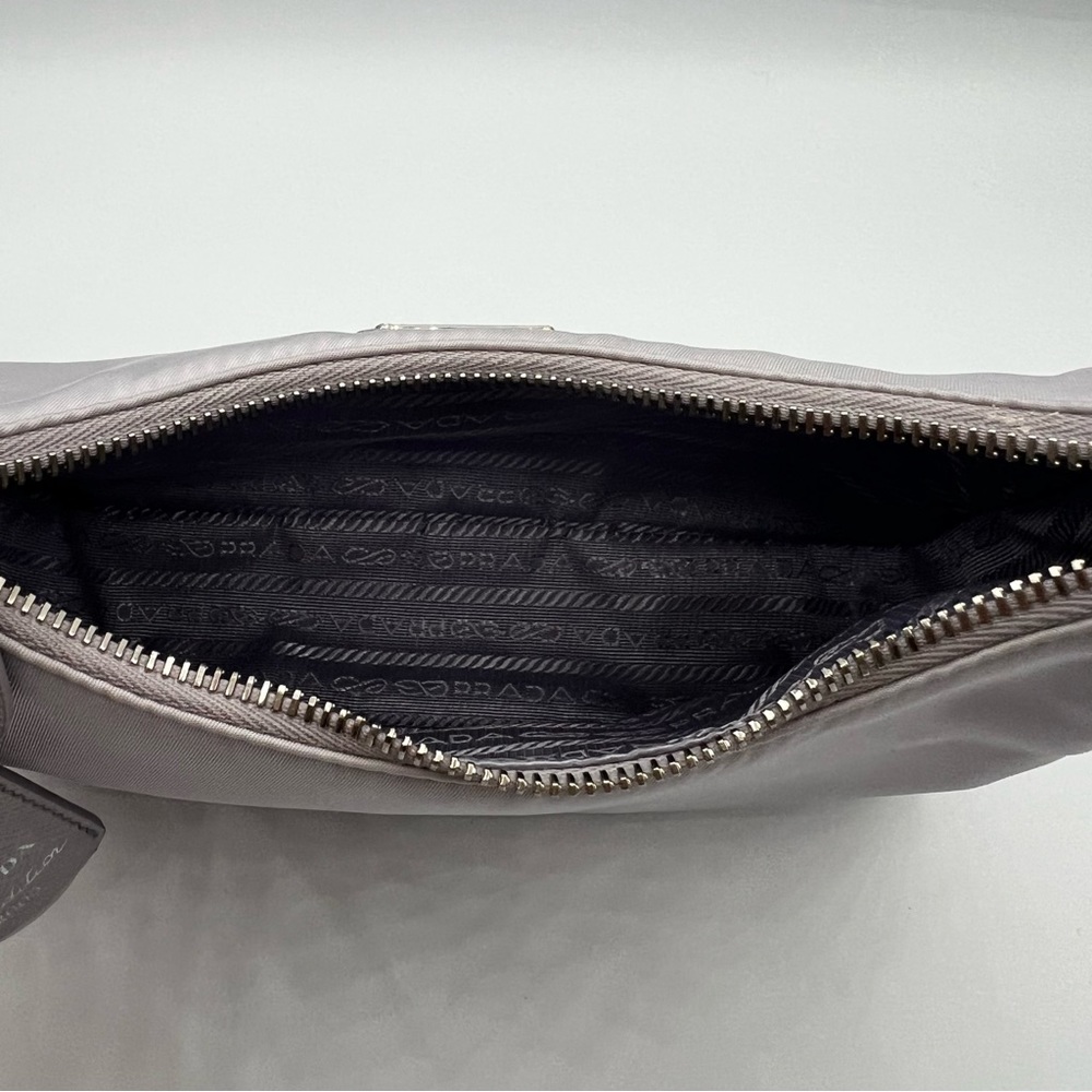 Prada Reedition 2000 Shoulder Nylon bag - Picture 10 of 12